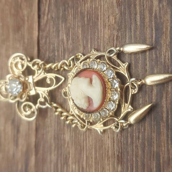 B636 Victorian edwardian cameo brooch - Picture 2 of 3